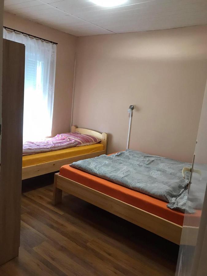 Tahiti Apartman Apartment Hajduszoboszlo Exterior photo