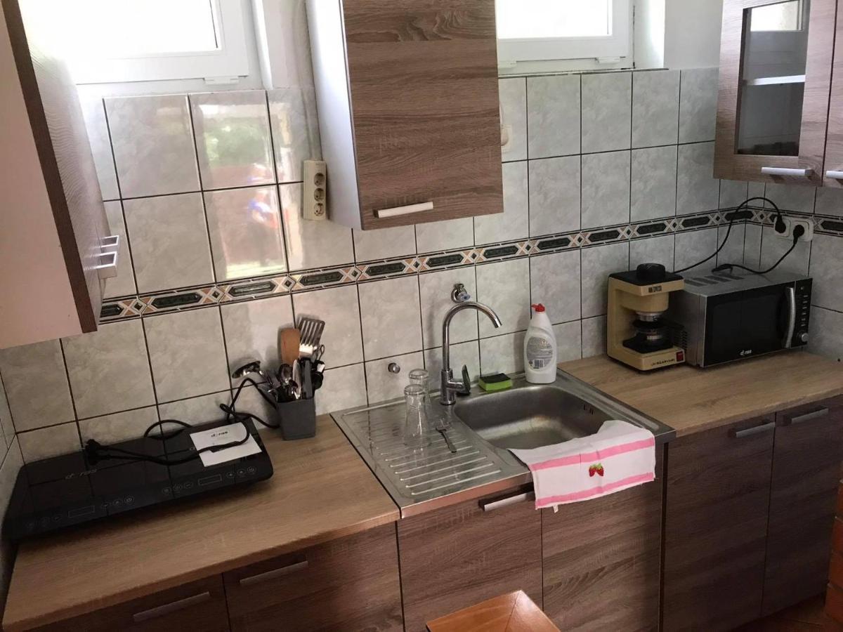 Tahiti Apartman Apartment Hajduszoboszlo Exterior photo
